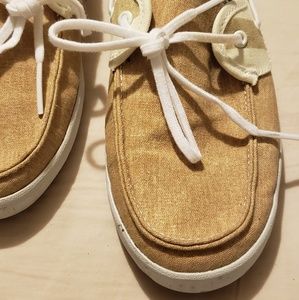 Vans boat shoes